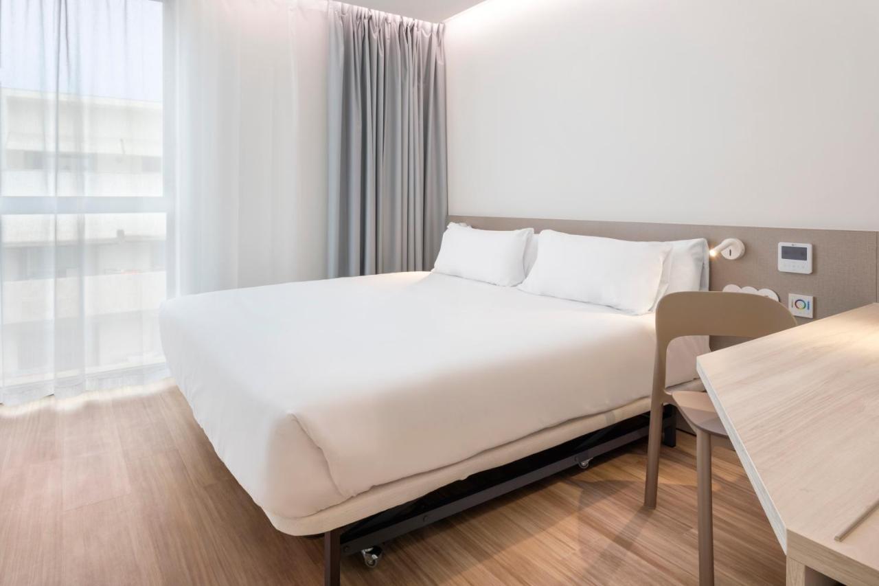 Quarto Duplo